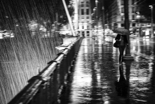 11 - Encore des parapluies!