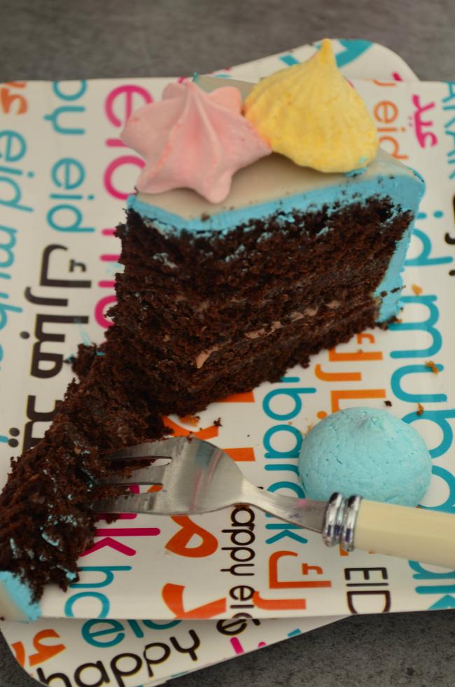 Le Pastel Meringue Layer Cake Molly Cake Au Chocolat Ganache