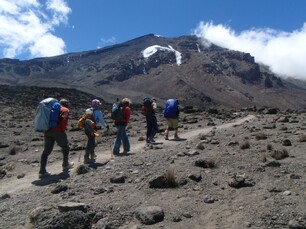 L'ascension du Kilimandjaro : une aventure inoubliable © Wikimedia Commons