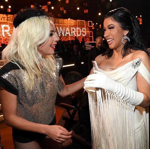 Lady Gaga prend la défense de Cardi B après les Grammy Awards