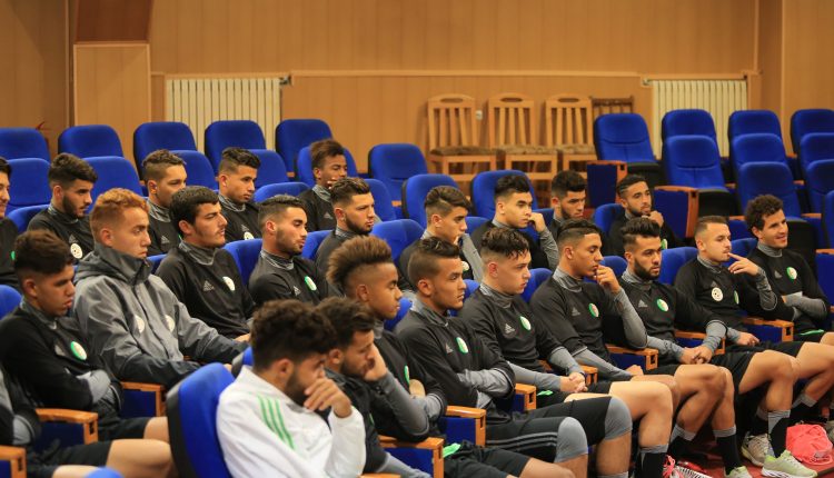 Les U21 en stage avec Azzi imad Eddine sous la direction de Charef