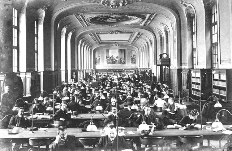 La salle de lecture des étudiants de la Bibliothèque de la Sorbonne,  au numéro 17 de la rue de la Sorbonne