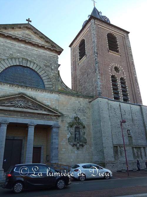 Menin (Belgique), l'église Saint Vaast