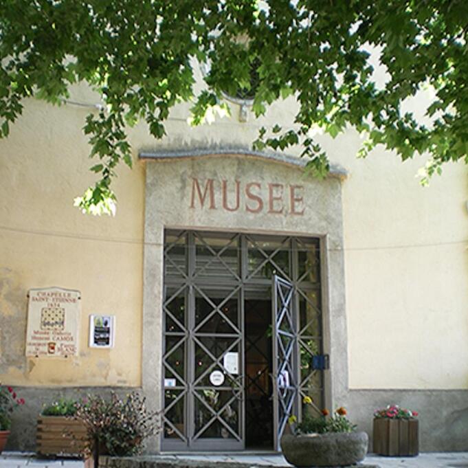 LE MUSEE CAMOS