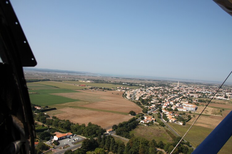 VOL EN ULM 3 AXES - AIR ULM 17 