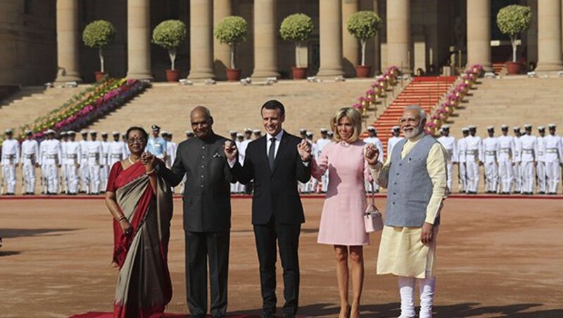 Arrivée d’Emmanuel Macron en Inde pour une visite d’État de 3 jours
