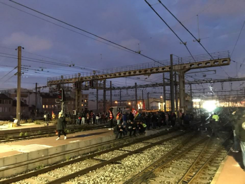 Acte LXVI, les gilets jaunes sont parmi nous