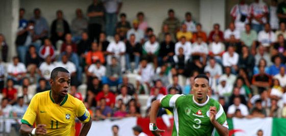 le Mercredi 22 août 2007  au stade de la Mosson, Montpellier Brésil - Algérie 2-0