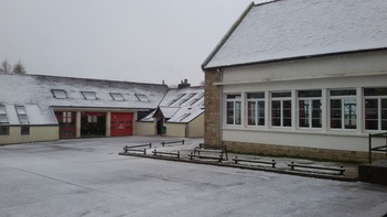 L'école sous la neige