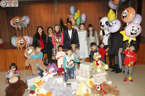 #News Jermaine au gala de charité de iPandas pour UNICEF