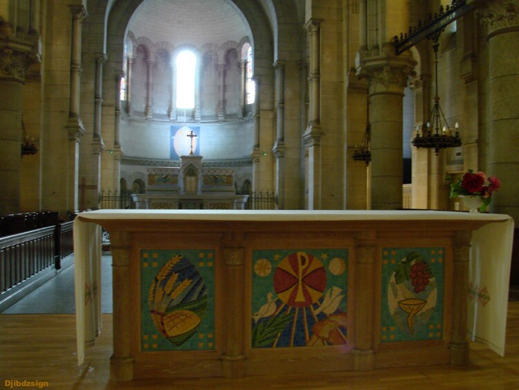 Intérieur de l'église de Briare.