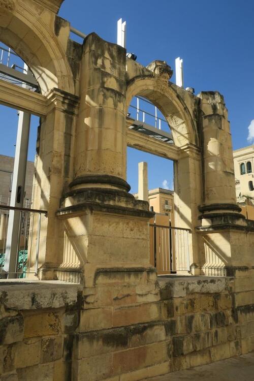 Les ruines de l'Opéra Royal à La Valette