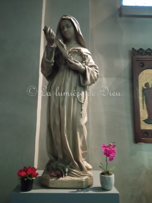 Menin (Belgique), l'église Saint Vaast