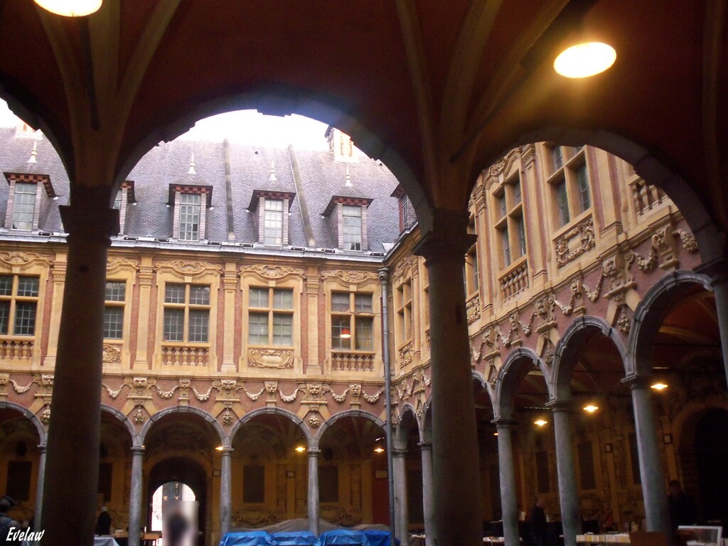 LILLE - La Vieille Bourse