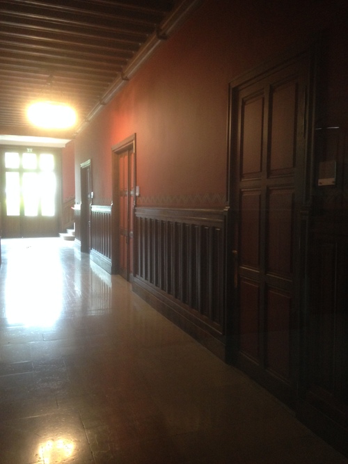 couloir de l'Hôtel de Ville d'Arras