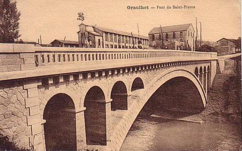 - Pont Saint-Pierre : 100 ans