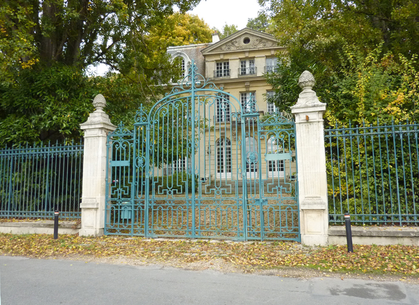 Les bords de Seine et le Musée Stéphane Mallarmé