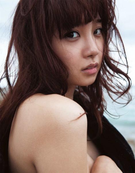 Photobooks : ( Rara Anzai : Nude Photobook 「Hello,Goodbye」 )