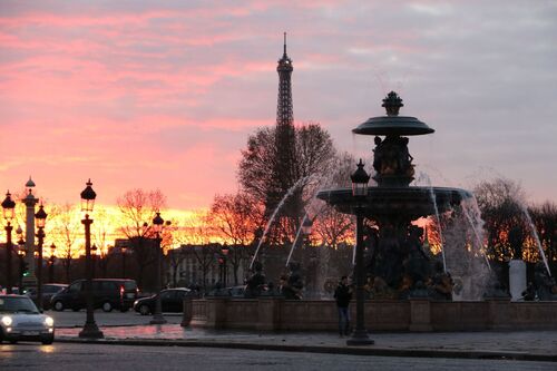 Paris Ville Lumière