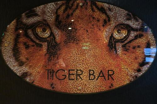Le Tiger Bar