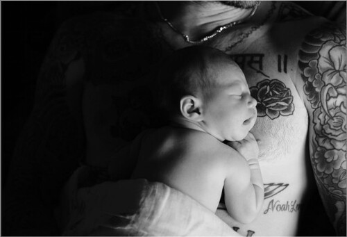 Behati Prins­loo et Adam Levine publient une première photo de leur bébé