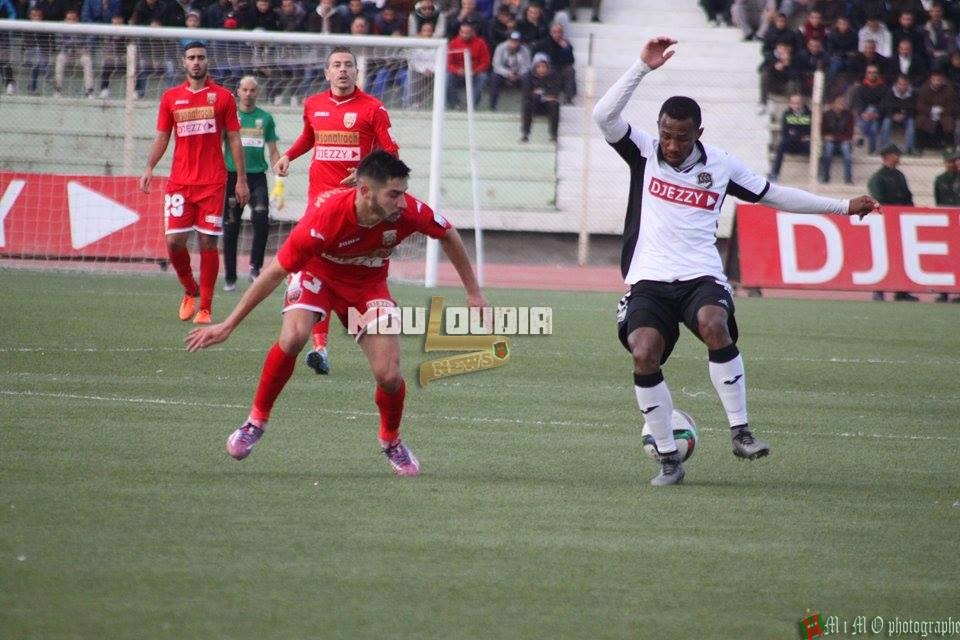 Samedi 26.12.2015 à Sétif ESS-MCA 0-0