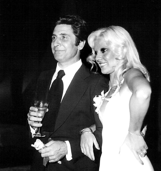 Sylvie VARTAN en compagnie de Gilber BECAUD:
