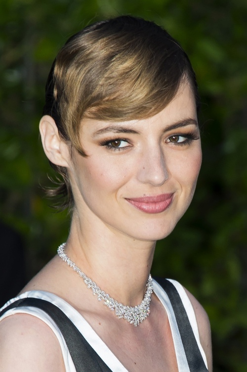 Louise Bourgoin et ses cheveux longs : ''C'est un artifice dont je n'ai plus besoin''