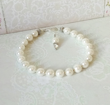 Bracelet Perles de Verre nacré blanc crème et Cristal de Swarovski / plaqué argent