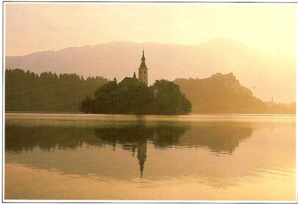 Bled.jpg-Yougoslavie-copie-1.jpg