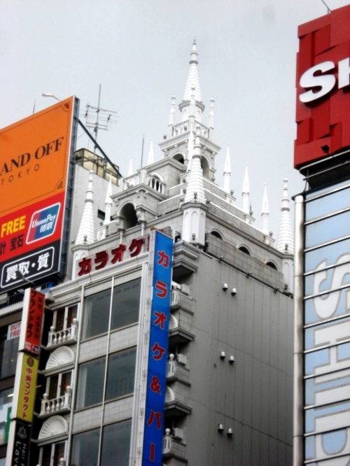 Jours 5 (21 juin 2013) – Visite du quartier de Shinjuku & visite du Sanctuaire Hanazono-Jinja