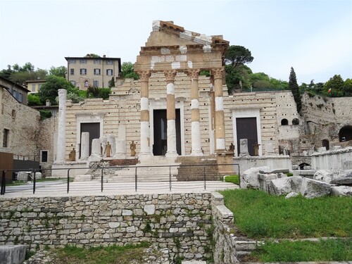 Autour des cathédrales de Brescia en Italie (photos)