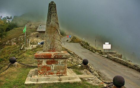 * Etape n° 50 - Alpes Maritimes 27 Avril- 8 Mai 1945 - Descente de la DFL en ITALIE - le B.M. 5 dans le Mentonnais