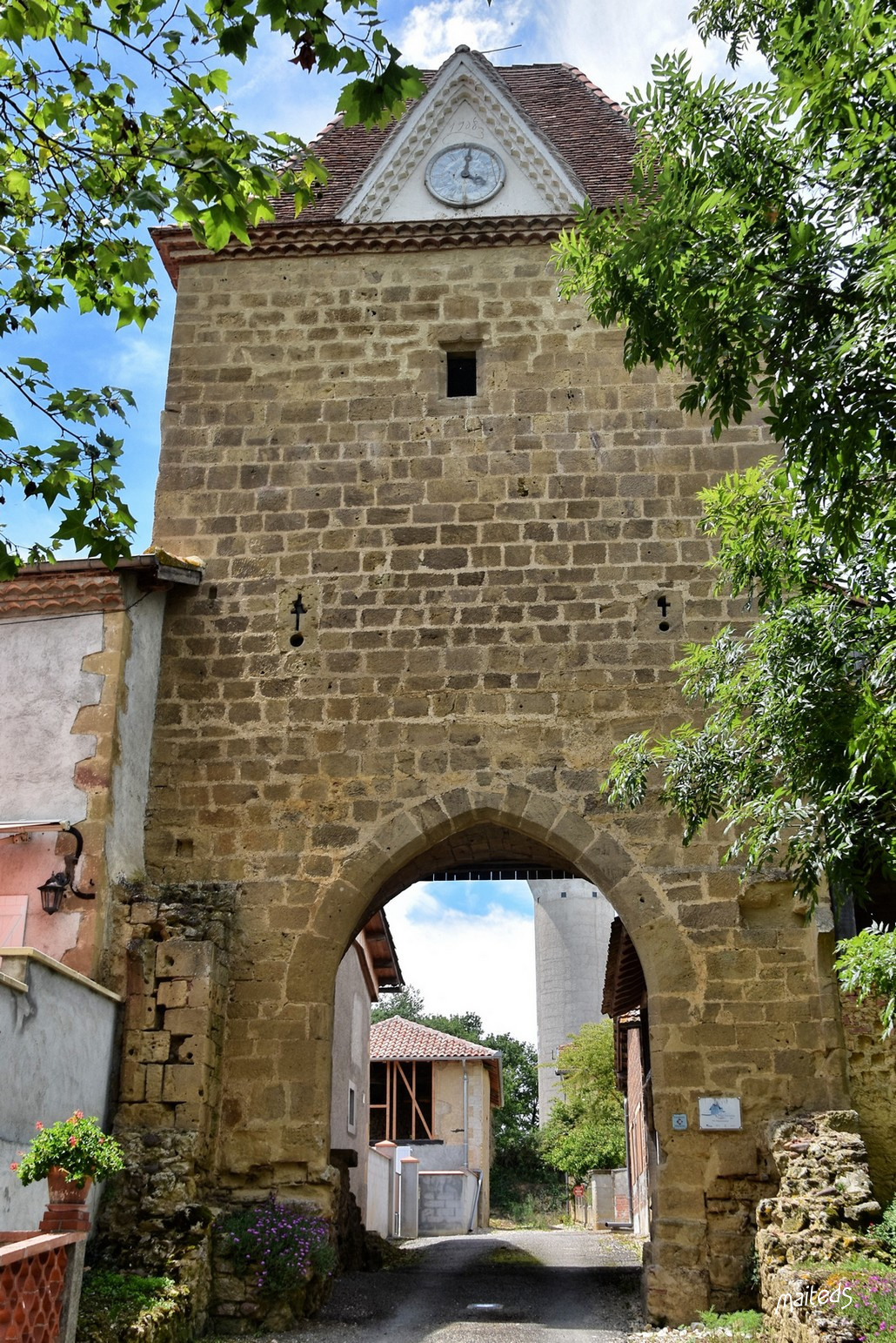 Tour-porte de Mont-d'Astarac - Gers