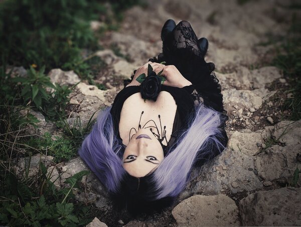 Purple gothic princesse