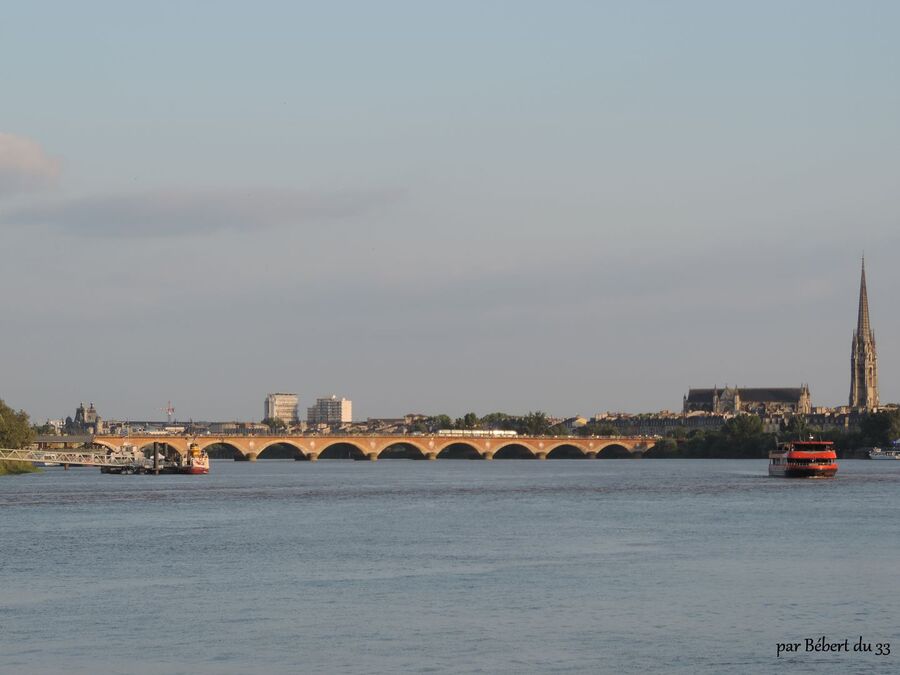 la fête du fleuve à Bordeaux (33)