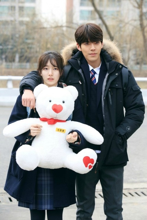 Photos de Uncontrollably Fond