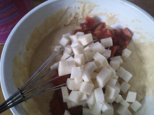 un ptit cake tomate/brebis pour la route