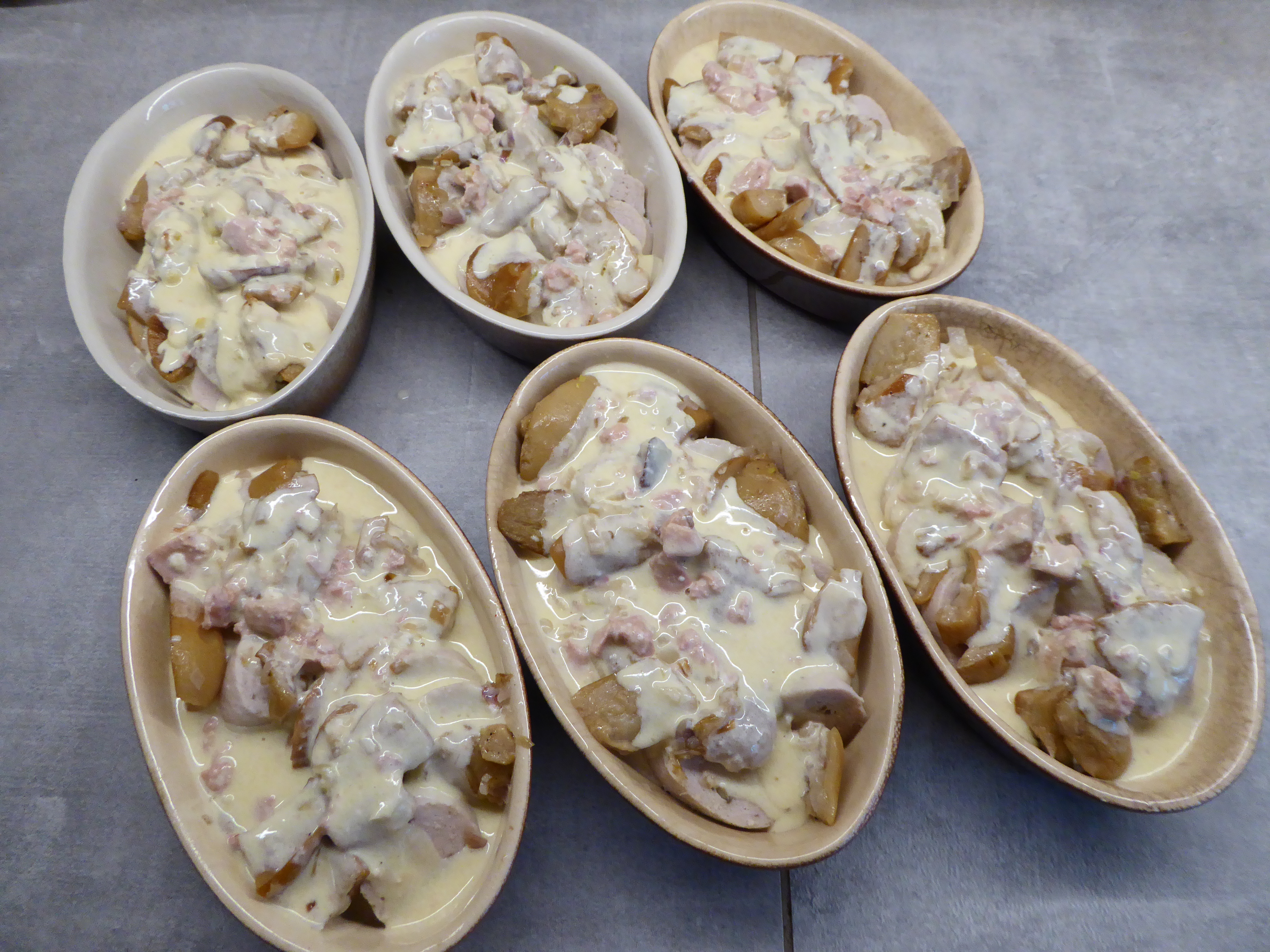 Cassolette De Boudin Blanc Aux Champignons Des Cassolettes de Boudins blancs et Cèpes. Sauce au Foie Gras -