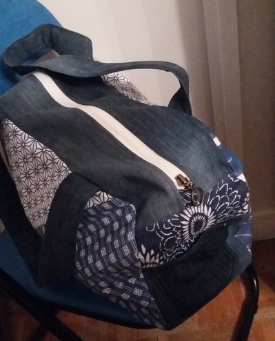 Sac de voyage patchwork bleu blanc