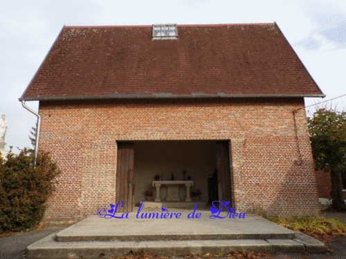 Liesse Notre-Dame, fontaine Notre-Dame de Liesse