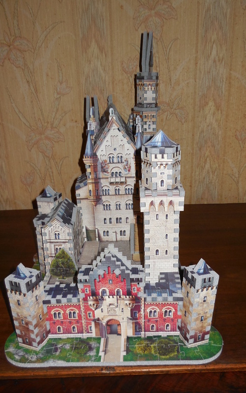 Puzzle 3 D du  Château de Neuschwanstein 