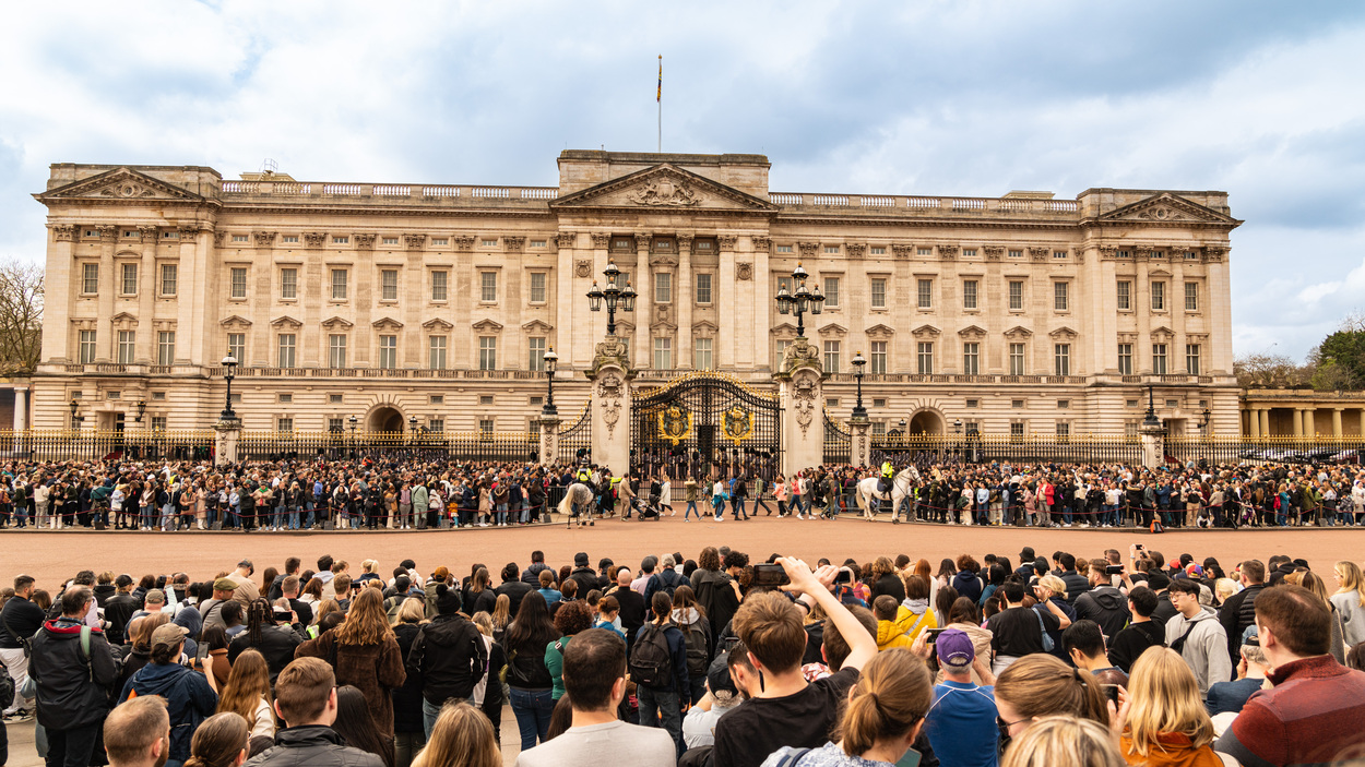 La relève de la garde à Buckingham Palace. 