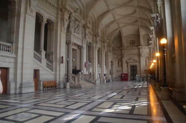 Visite de l'ancien Palais de Justice avec Générations13