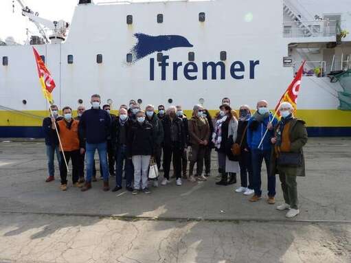 Le mouvement de grève a commencé sur le port de Brest (Finistère), ce mardi 9 mars 2021.