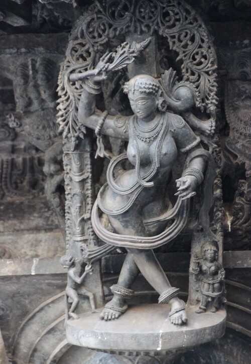 Belur, le temple CHennakeshava (suite) : l'intérieur