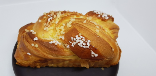 * BRIOCHE FEUILLETEE NATURE, THE MATCHA ET CHOCOLAT