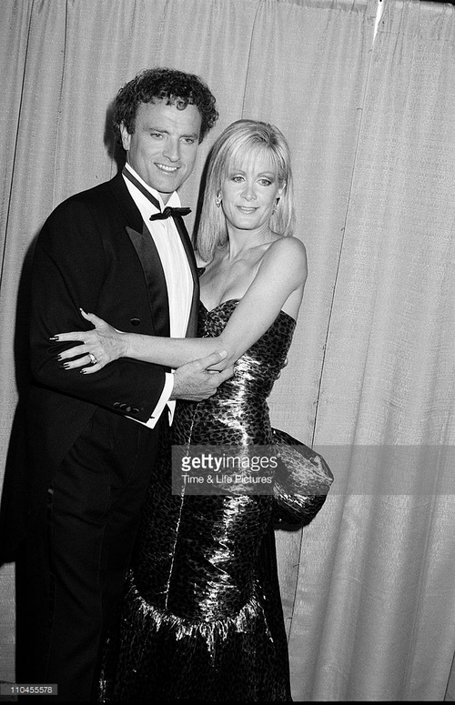 Joan Van Ark et Kevin Dobson