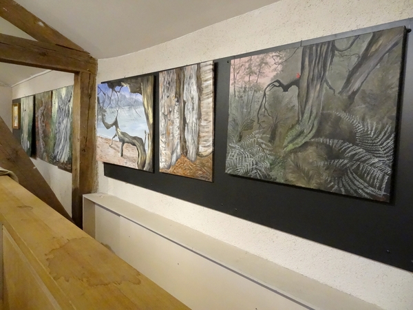 Des arbres remarquables peints par les artistes des Amis du Châtillonnais, à voir à la Maison de la Forêt de Leuglay
