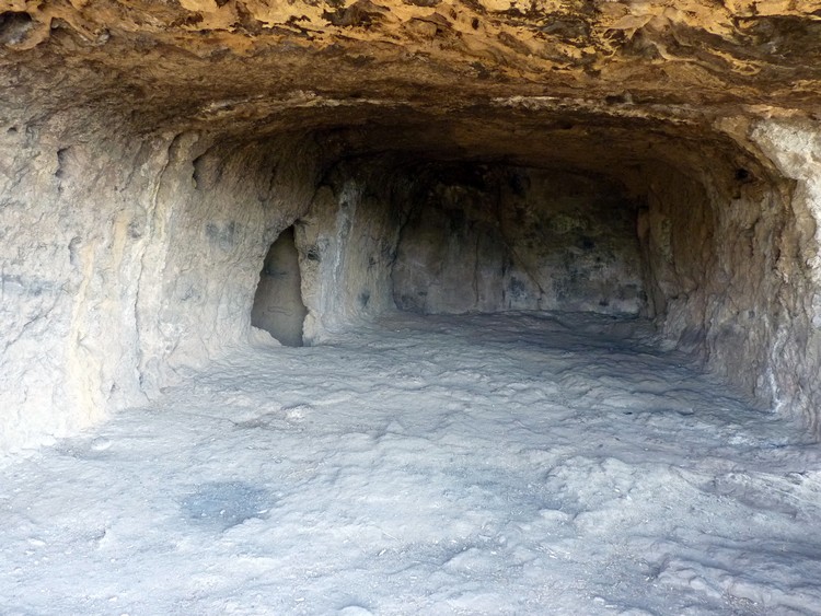 Intérieur des grottes troglodytiques